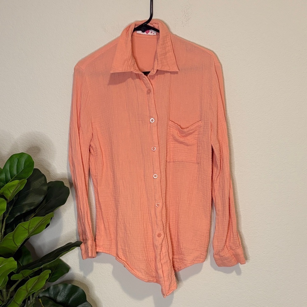 Buddy Love Peach crepe cotton button up long sleeve Top Small